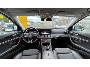 Mercedes-Benz E 350 d -Klasse T-Modell (BM 213)( LED Navi Keyless Dyn. Kurvenlicht e-Sitze
