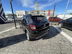 Dacia Sandero StepWay dCi 90