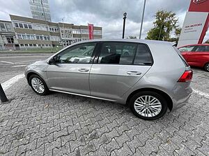 Volkswagen Golf VII Lim. 1.4 TSI BMT Cup