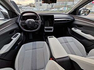 Renault Scenic E-TECH Iconic 220 LongRange 