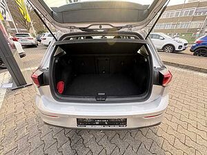 Volkswagen Golf VIII Life 1.5 TSI 