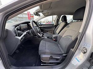 Volkswagen Golf VIII Life 1.5 TSI 