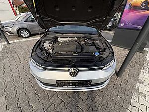 Volkswagen Golf VIII Life 1.5 TSI 