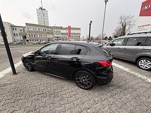 BMW M135 i xDrive 