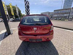 Dacia Sandero Laureate 