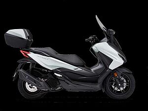 Honda Forza 125 mit Smart Top Case 2025 125 Forza 125 