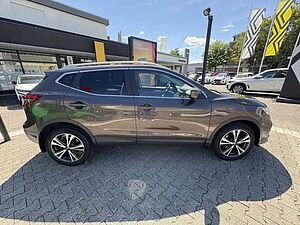 Nissan Qashqai Tekna 4x2 1.3 DIG-T 