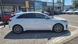 Kia cee'd GT 1.6 T-GDI 