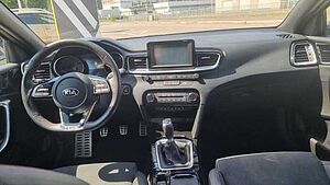 Kia cee'd GT 1.6 T-GDI 