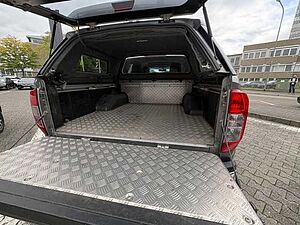 Nissan Navara NP300 Tekna Double Cab 4x4 