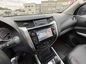 Nissan Navara NP300 Tekna Double Cab 4x4 