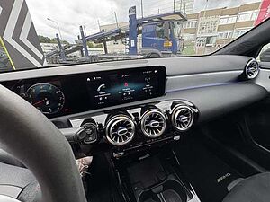 Mercedes-Benz A -Klasse (BM 177) A 35 AMG 4Matic (177.051) 