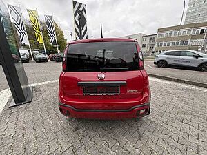 Fiat Panda Red Myld Hybrid 