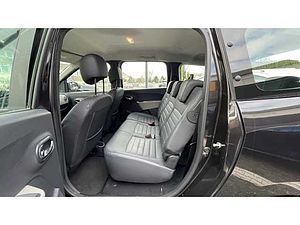 Dacia Lodgy 1.2 Prestige TCe 115 7-Sitzer Navi Fahrerprofil SHZ Rückfahrkam. Temp Tel.-Vorb.
