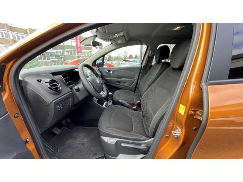 Renault Captur LIMITED TCe 130 GPF (