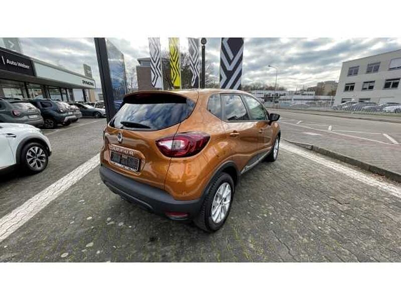 Renault Captur LIMITED TCe 130 GPF (