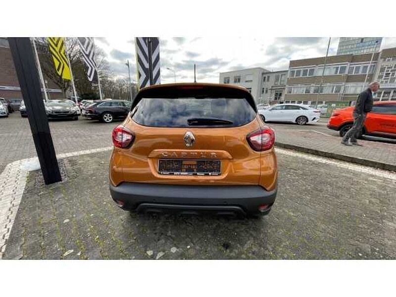 Renault Captur LIMITED TCe 130 GPF (