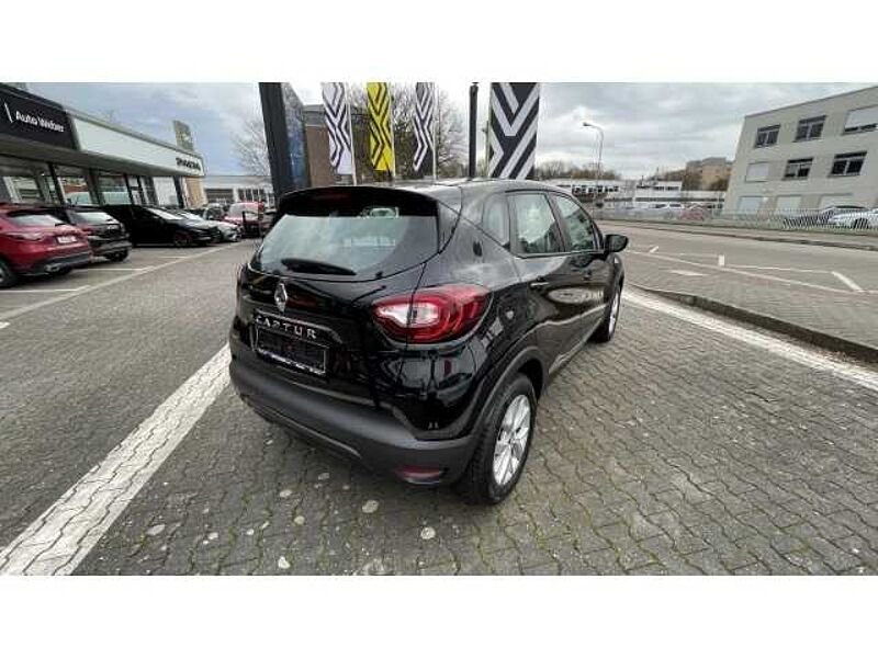 Renault Captur LIMITED 2018 TCe 90