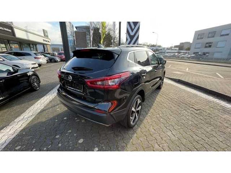 Nissan Qashqai Tekna 1.3 DIG-T EU6d-T Navi LED