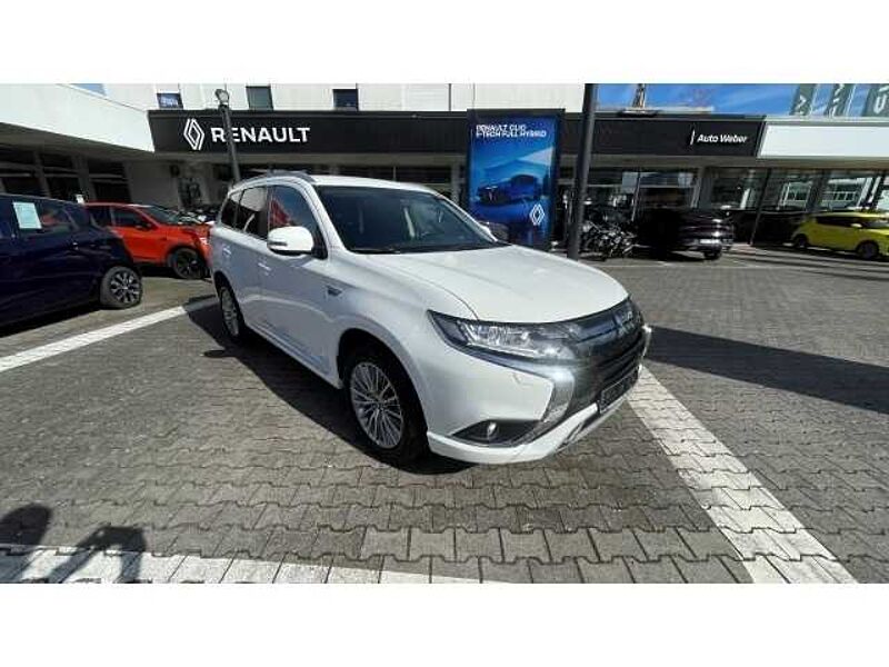 Mitsubishi Outlander (GF0/GG)