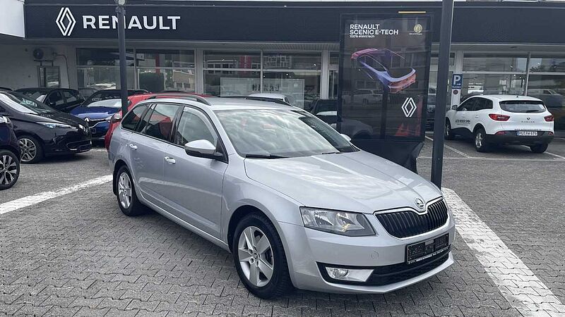 SKODA Octavia Combi (5E5) Elegance