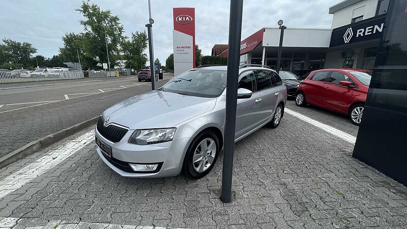 SKODA Octavia Combi (5E5) Elegance