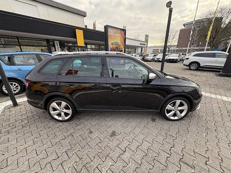 SKODA Fabia Combi 1.2 Ambition Green