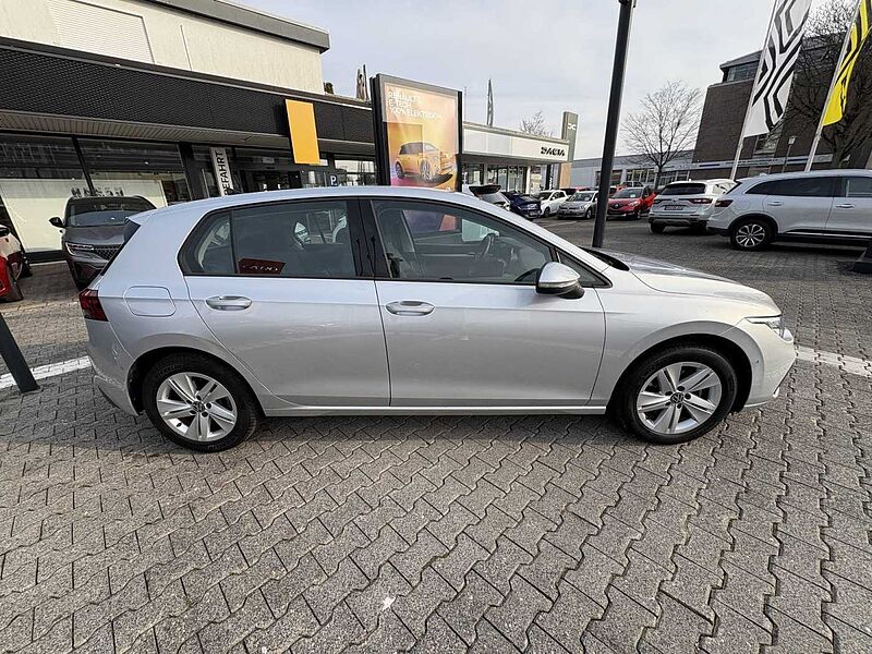 Volkswagen Golf VIII Life 1.5 TSI