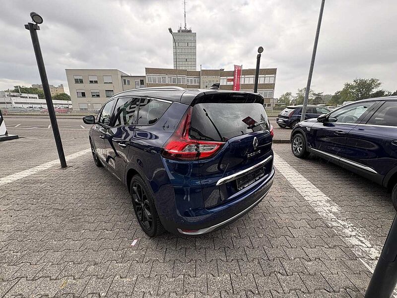Renault Scenic IV Grand Black Edition