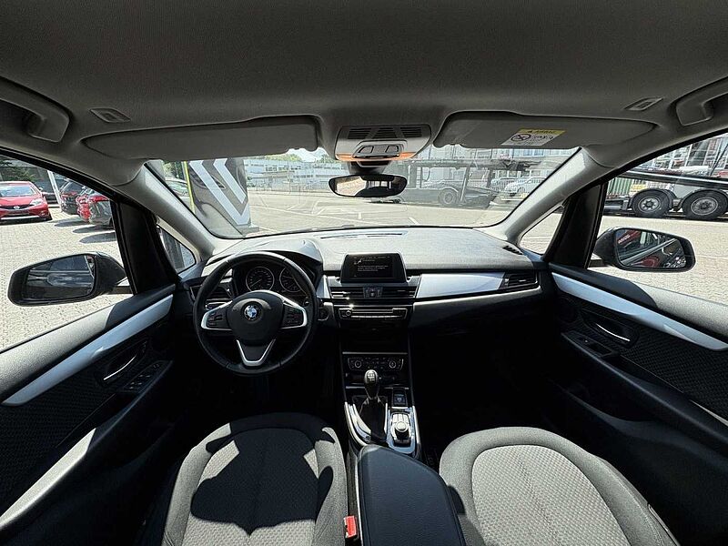BMW 216 Active Tourer Active Tourer 216 i Advantage