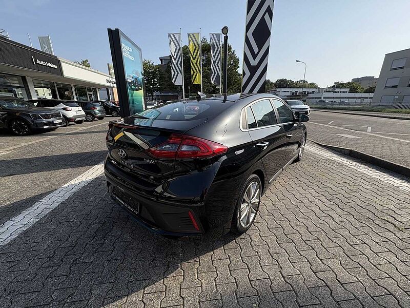Hyundai IONIQ Premium Hybrid