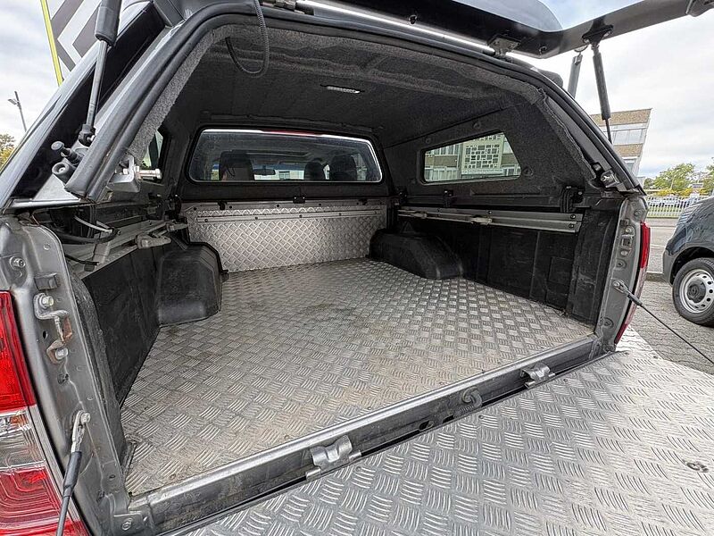 Nissan Navara NP300 Tekna Double Cab 4x4