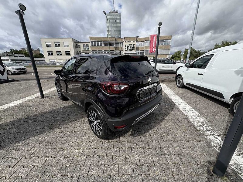 Renault Captur Initiale Paris