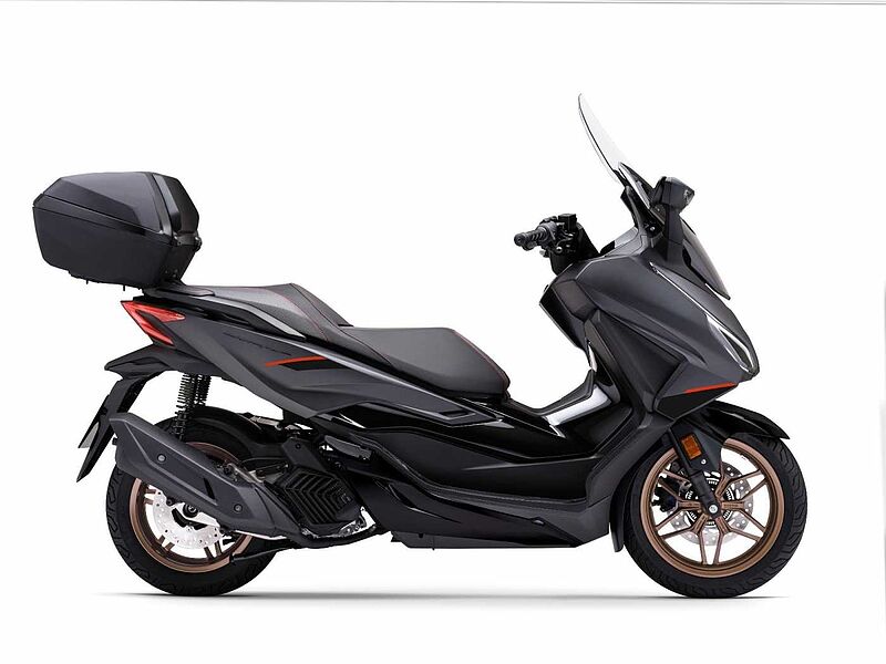 Honda Forza 125 mit Smart Top Case 2025 Forza 125 mit