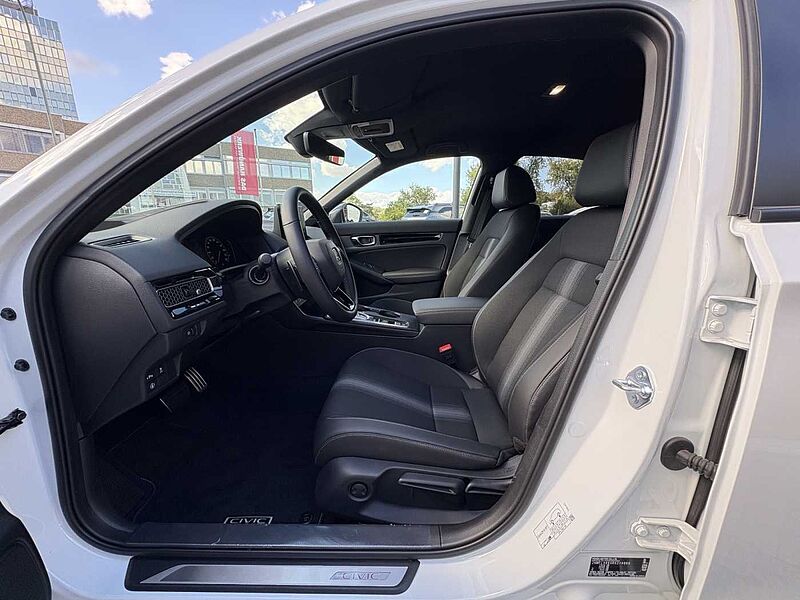 Honda Civic e: HEV Sport Premium Illumination/Sport-Pa