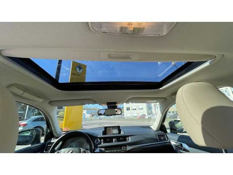 Lexus CT 200h (ZWA10) Navi Leder Memory Sitze LED ACC Klimaautom e-Sitze